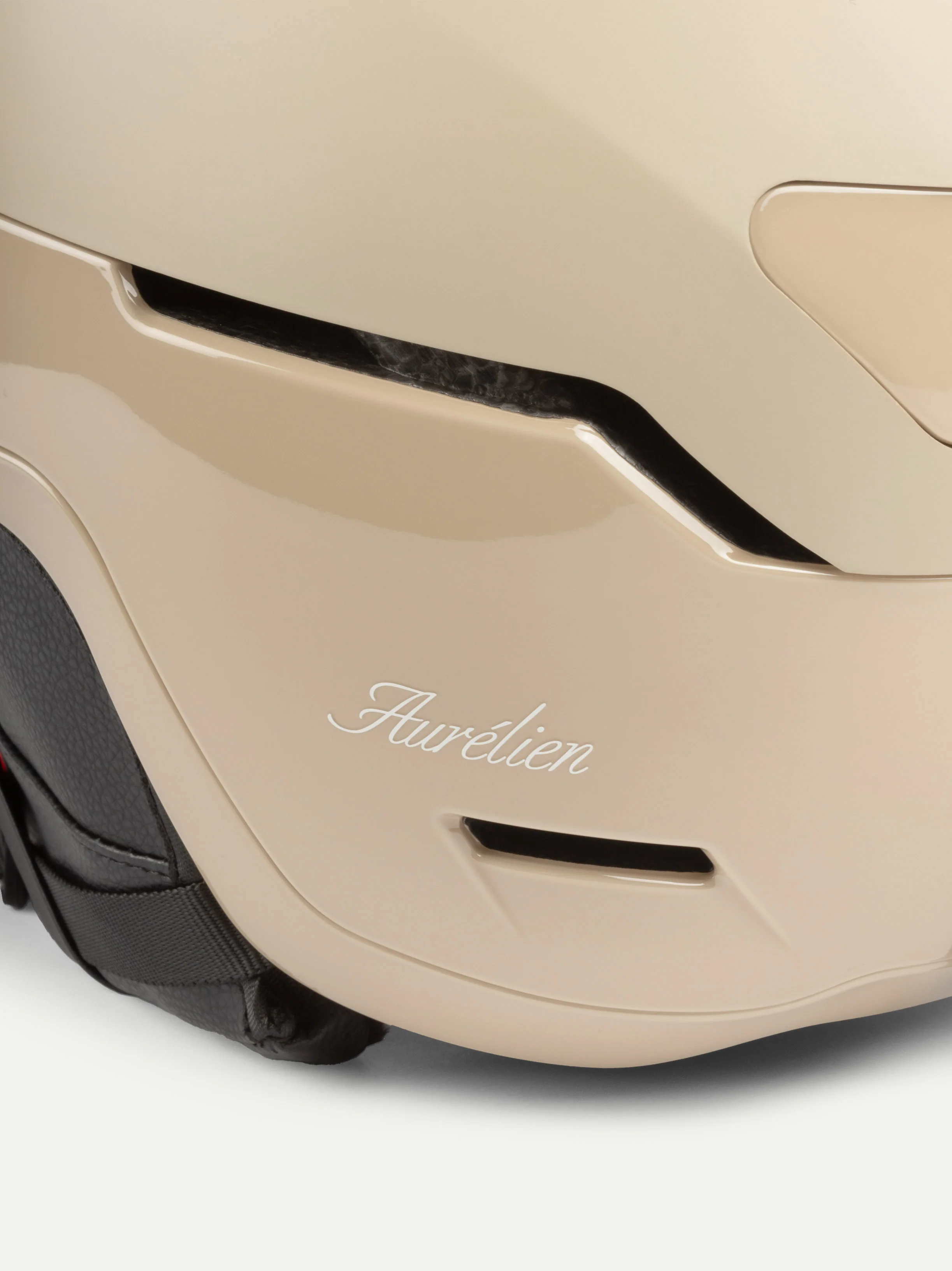 AUR1 Ski Helmet Beige - Image 3