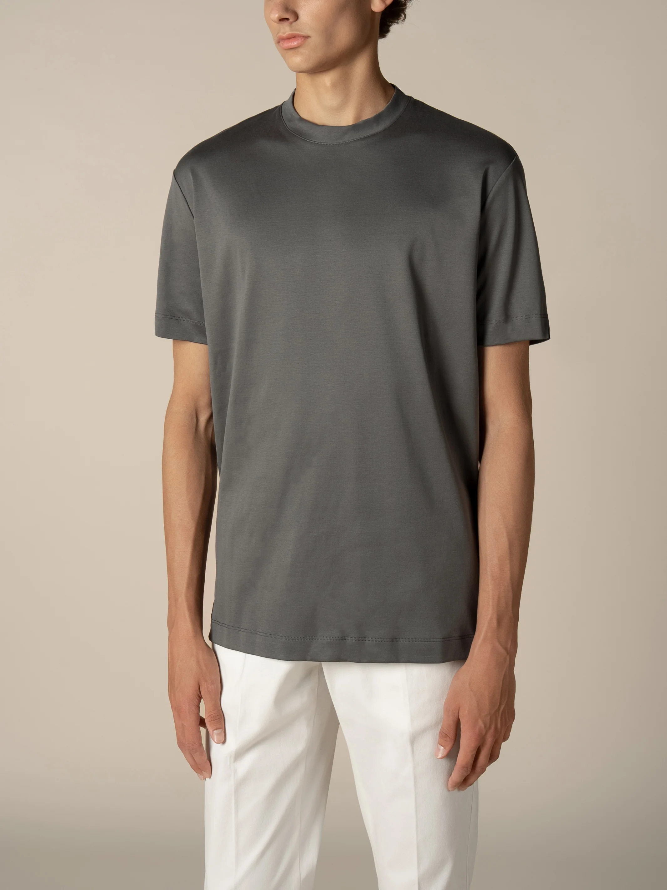 AUR1 T-Shirt Dark Grey - Image 4