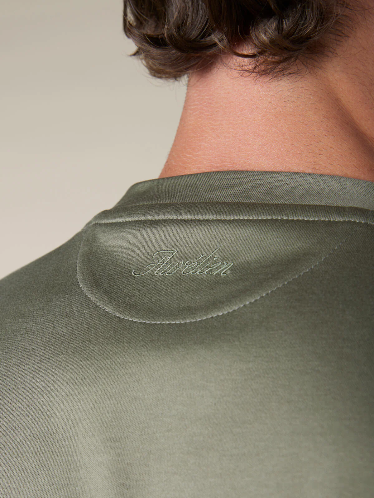 AUR1 T-Shirt Olive - Image 5