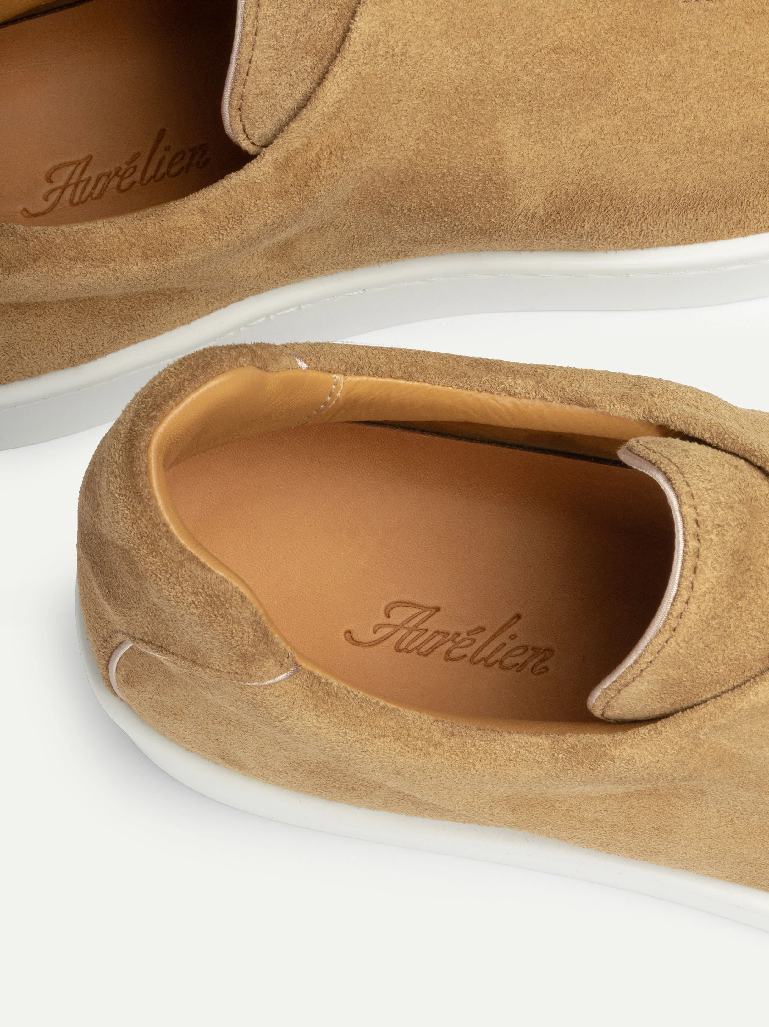 Beige AUR3 Sneaker - Image 3