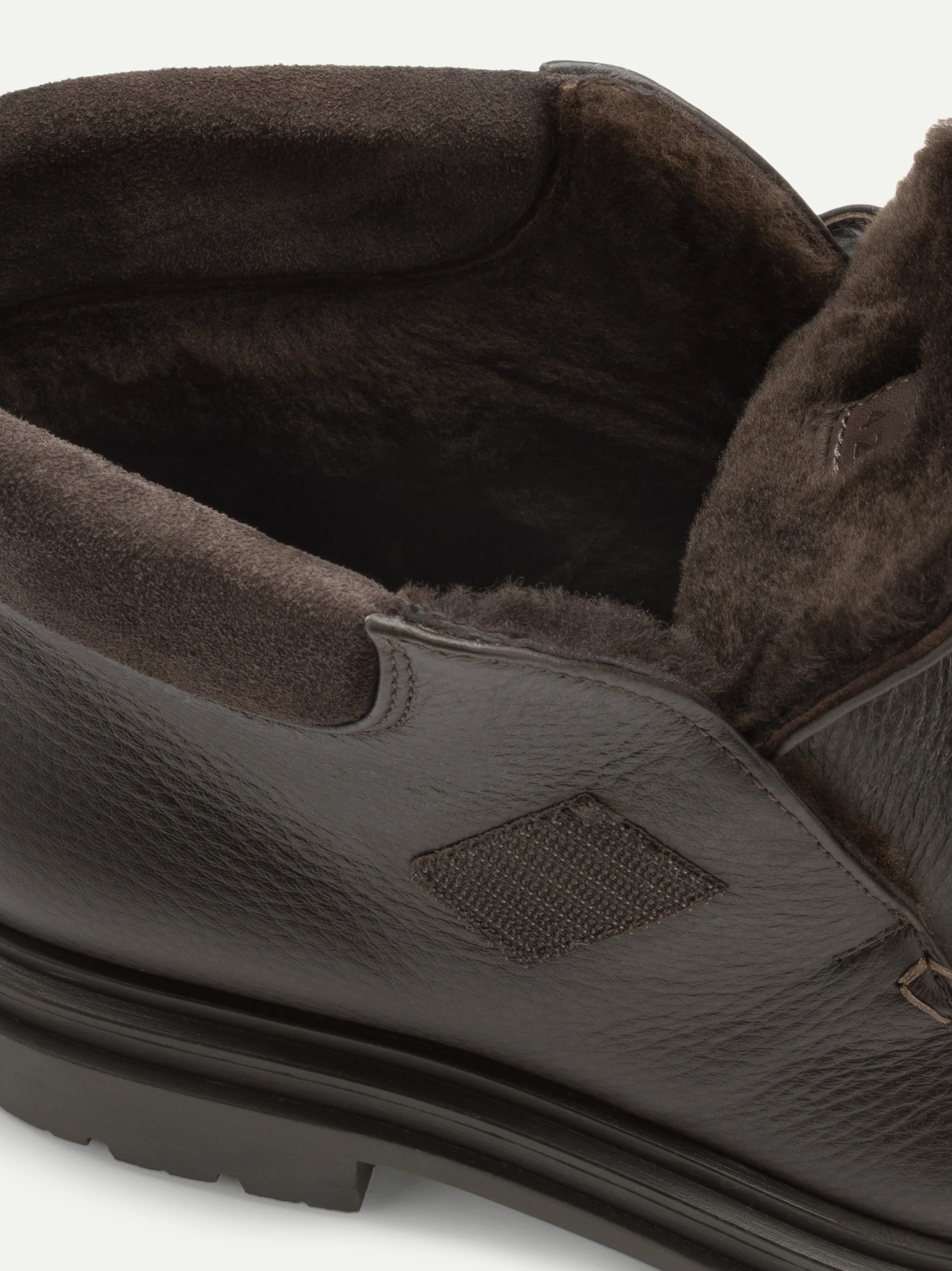 Brown Grain Alpine Boot with Fur - Image 3