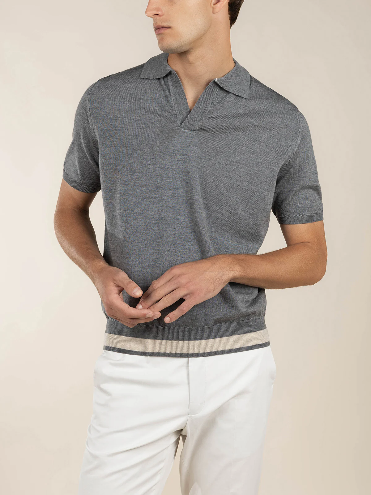 Buttonless AUR1 Polo Dark Grey - Image 2