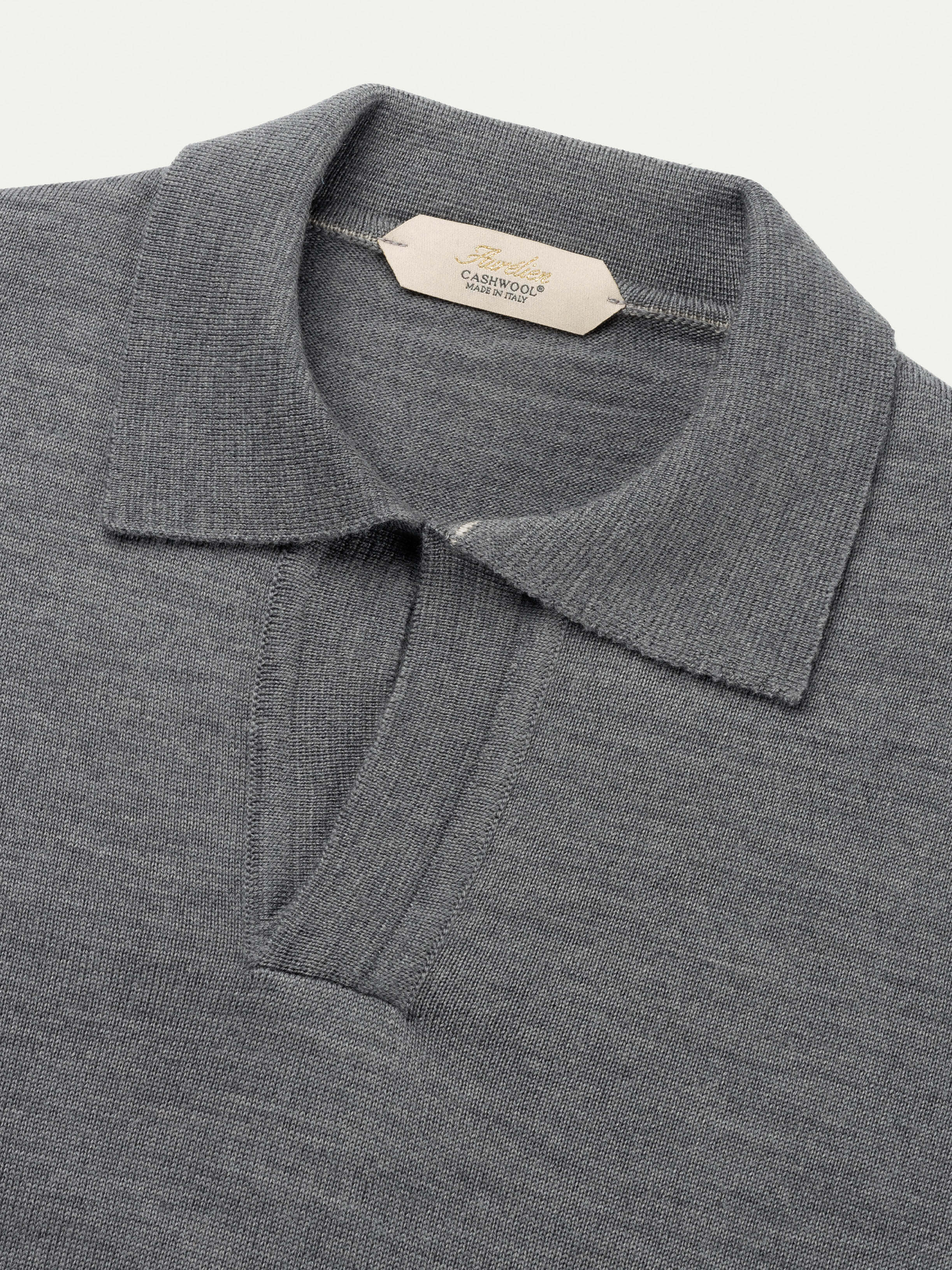 Buttonless AUR1 Polo Dark Grey - Image 3