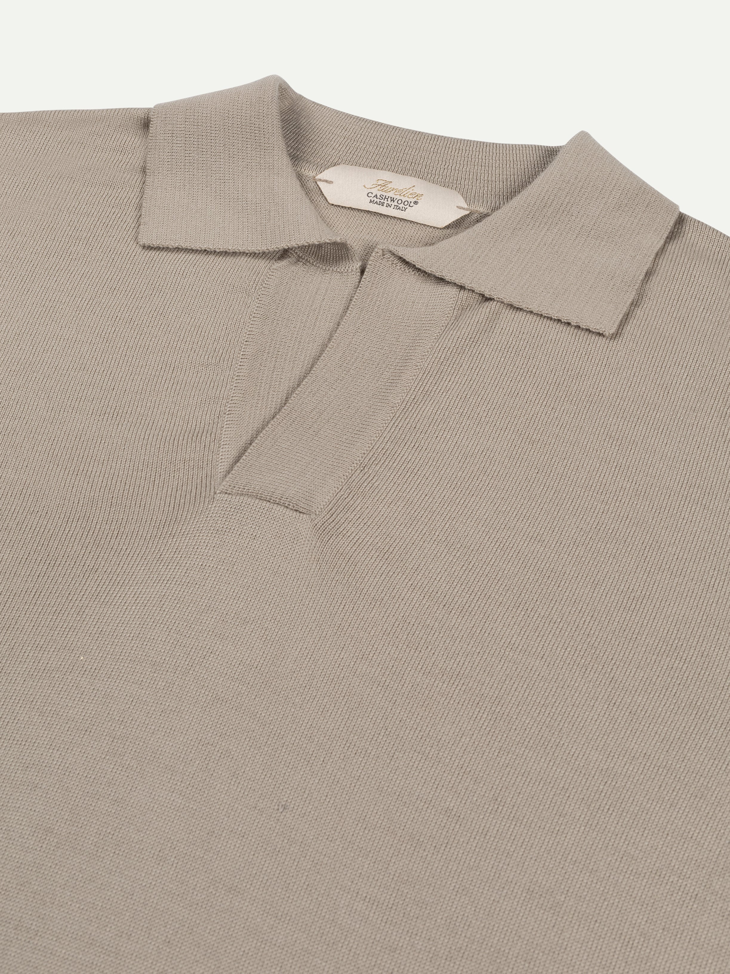 Extrafine Merino Buttonless Polo Greige - Image 3