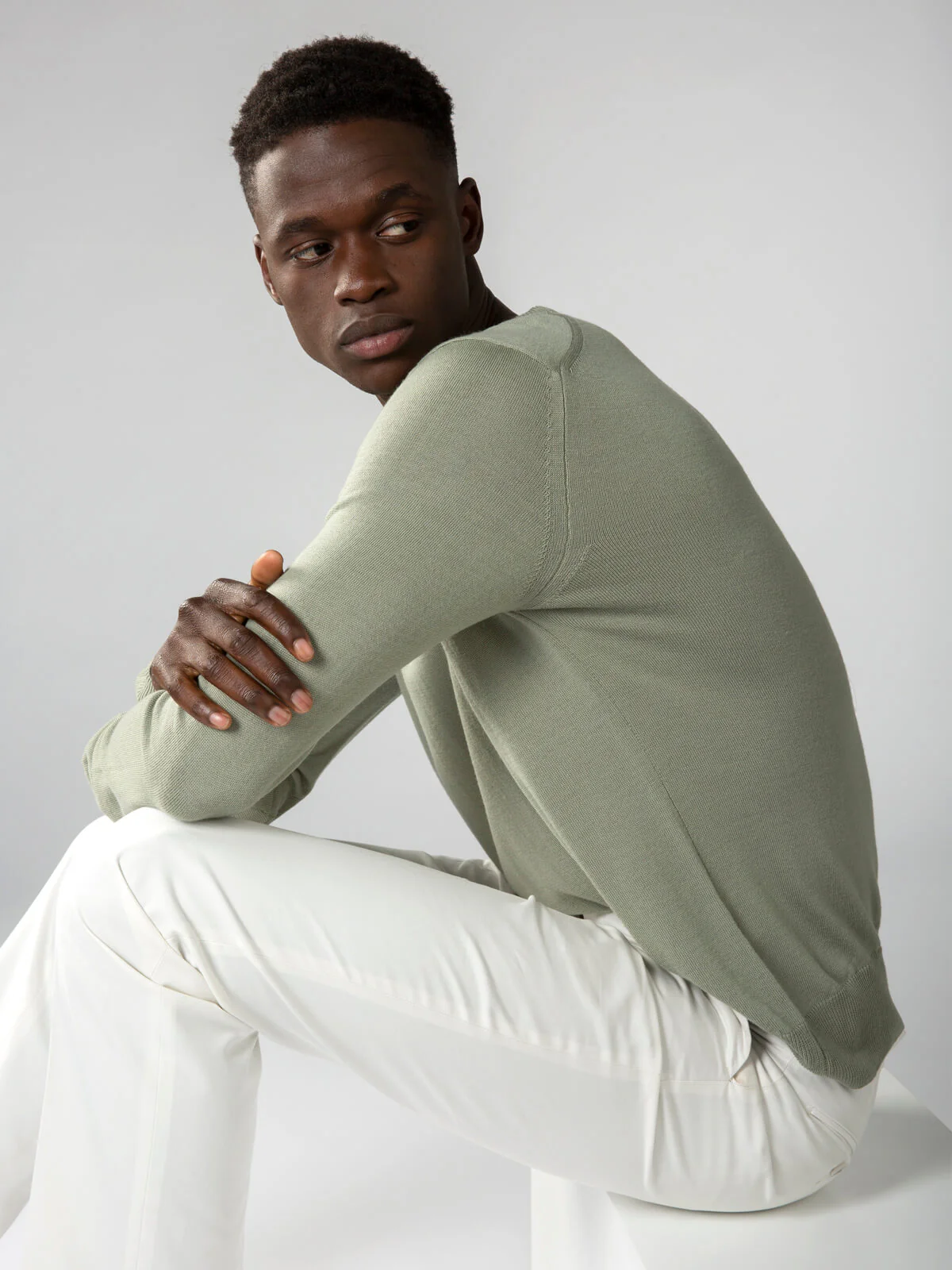 Extrafine Merino Crew Neck Sweater Pistache - Image 7