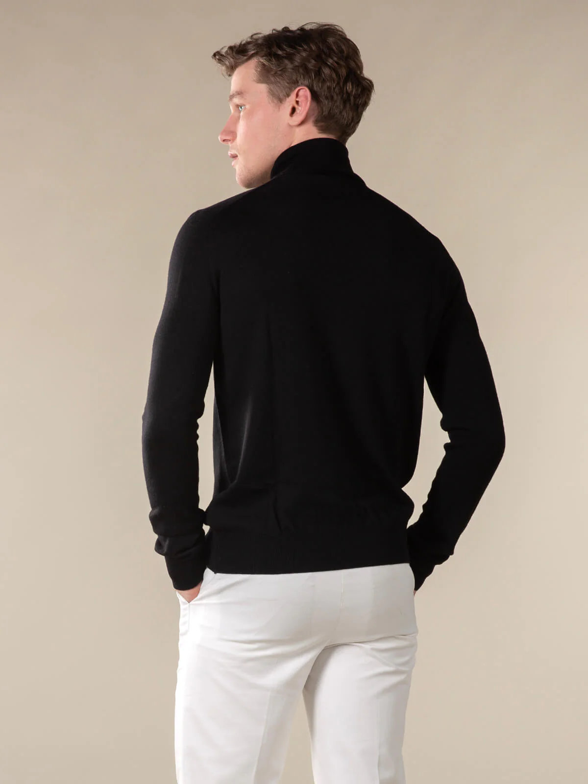Extrafine Merino Rollneck Black - Image 4