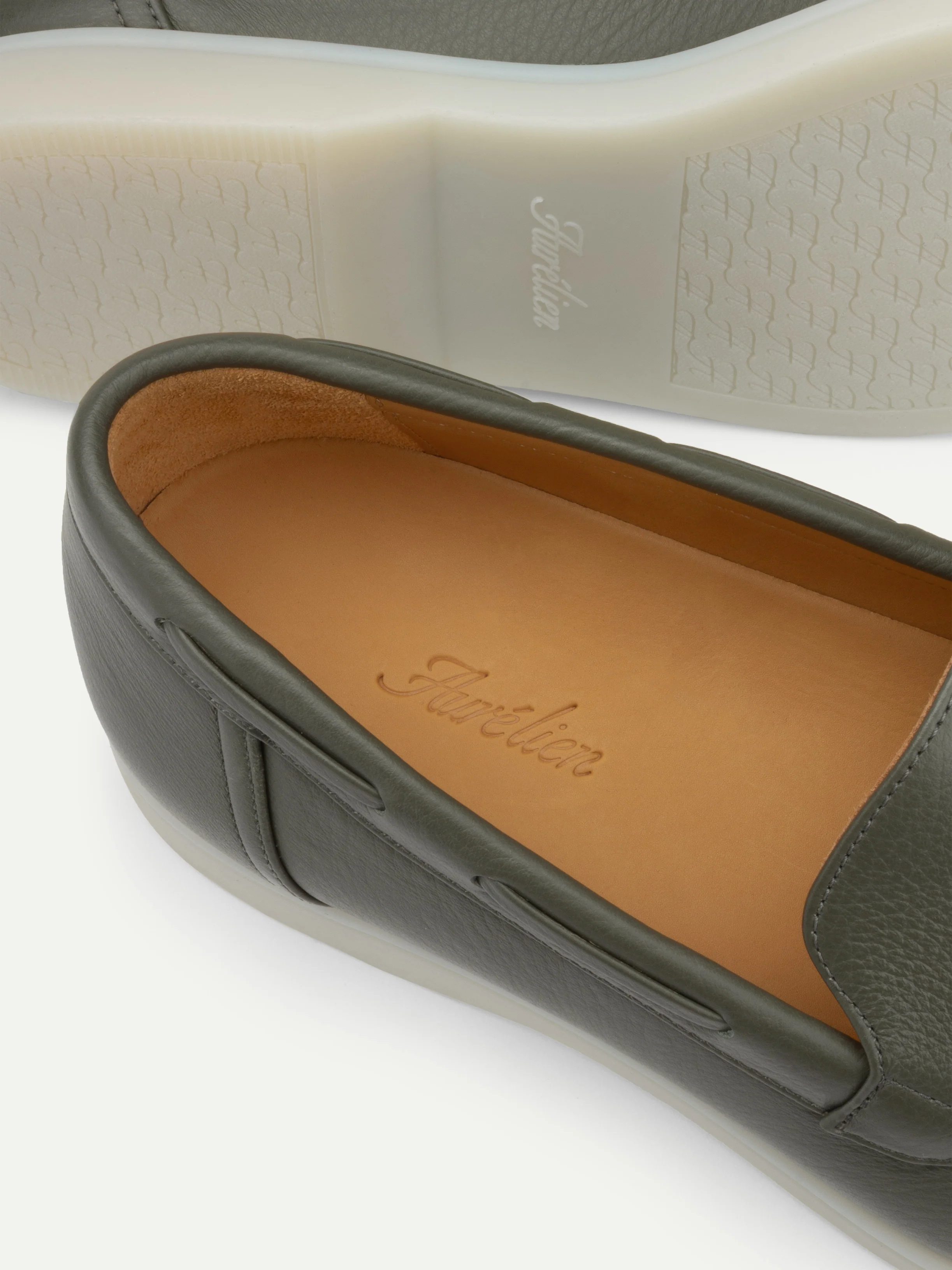 Classic Green Grain Yacht Loafers - Image 4