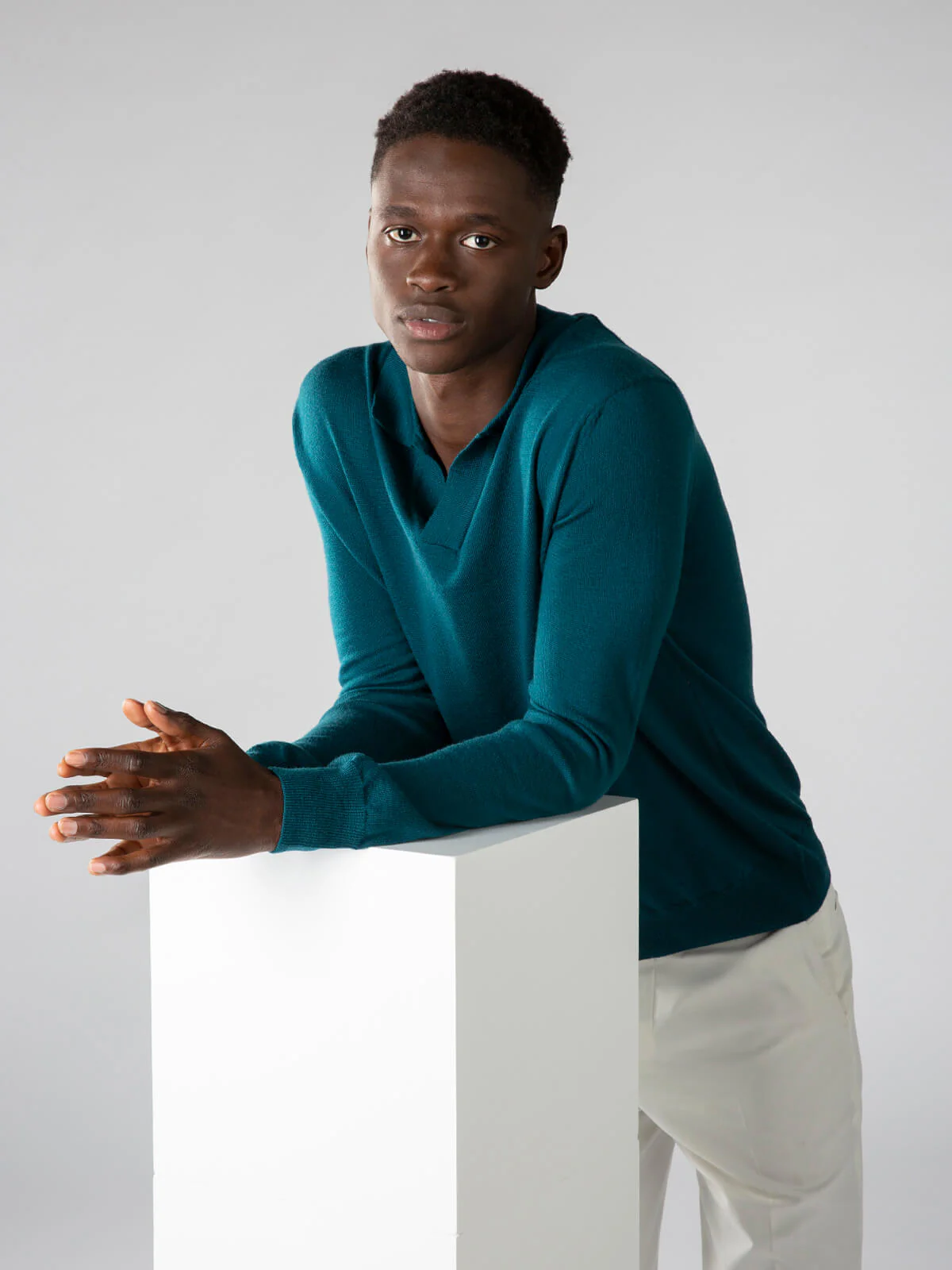 Extrafine Merino Buttonless Polo Dark Green - Image 5