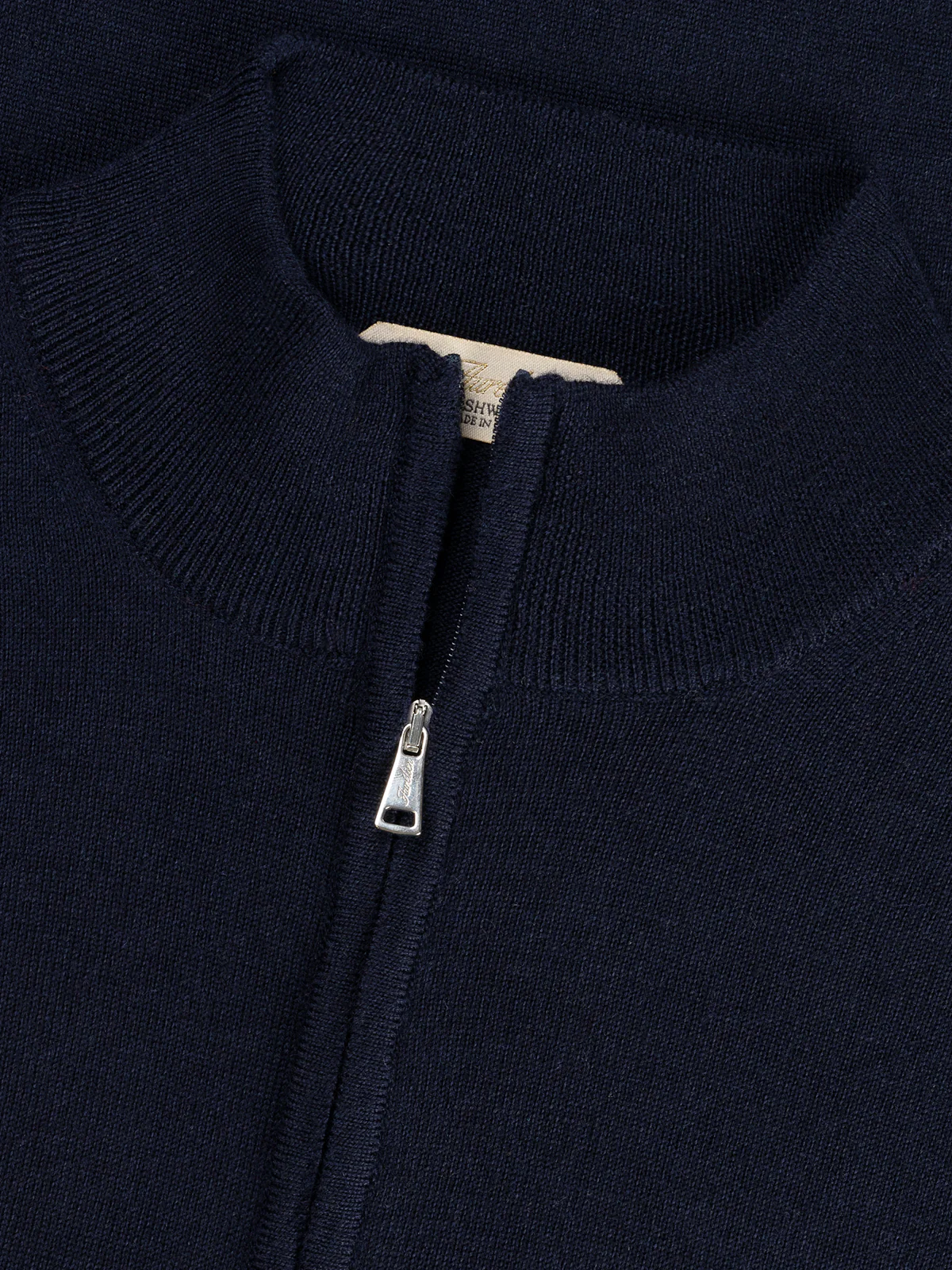 Extrafine Merino Zipper Vest Navy - Image 4