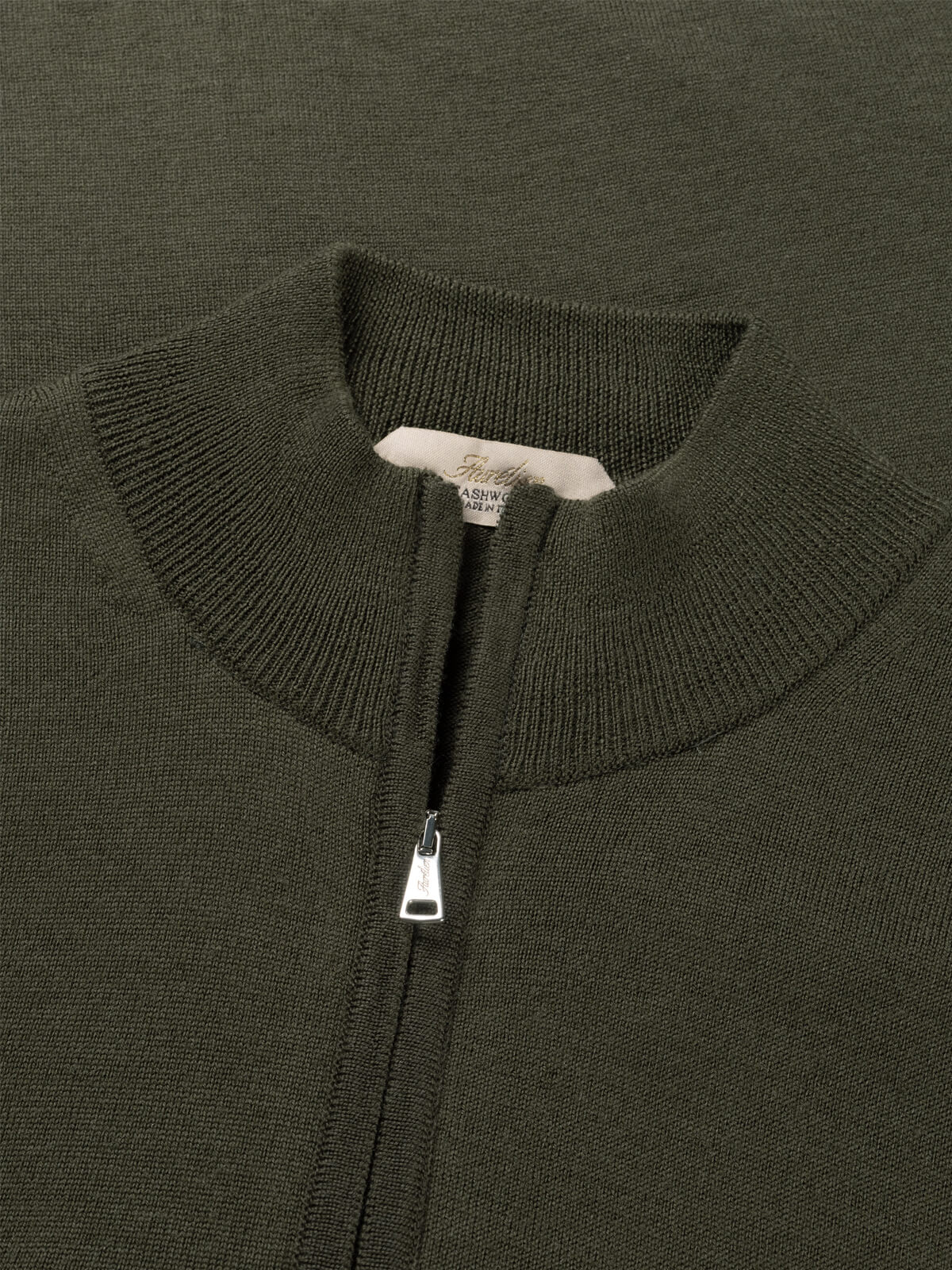 Extrafine Merino Zipper Vest Olive - Image 3