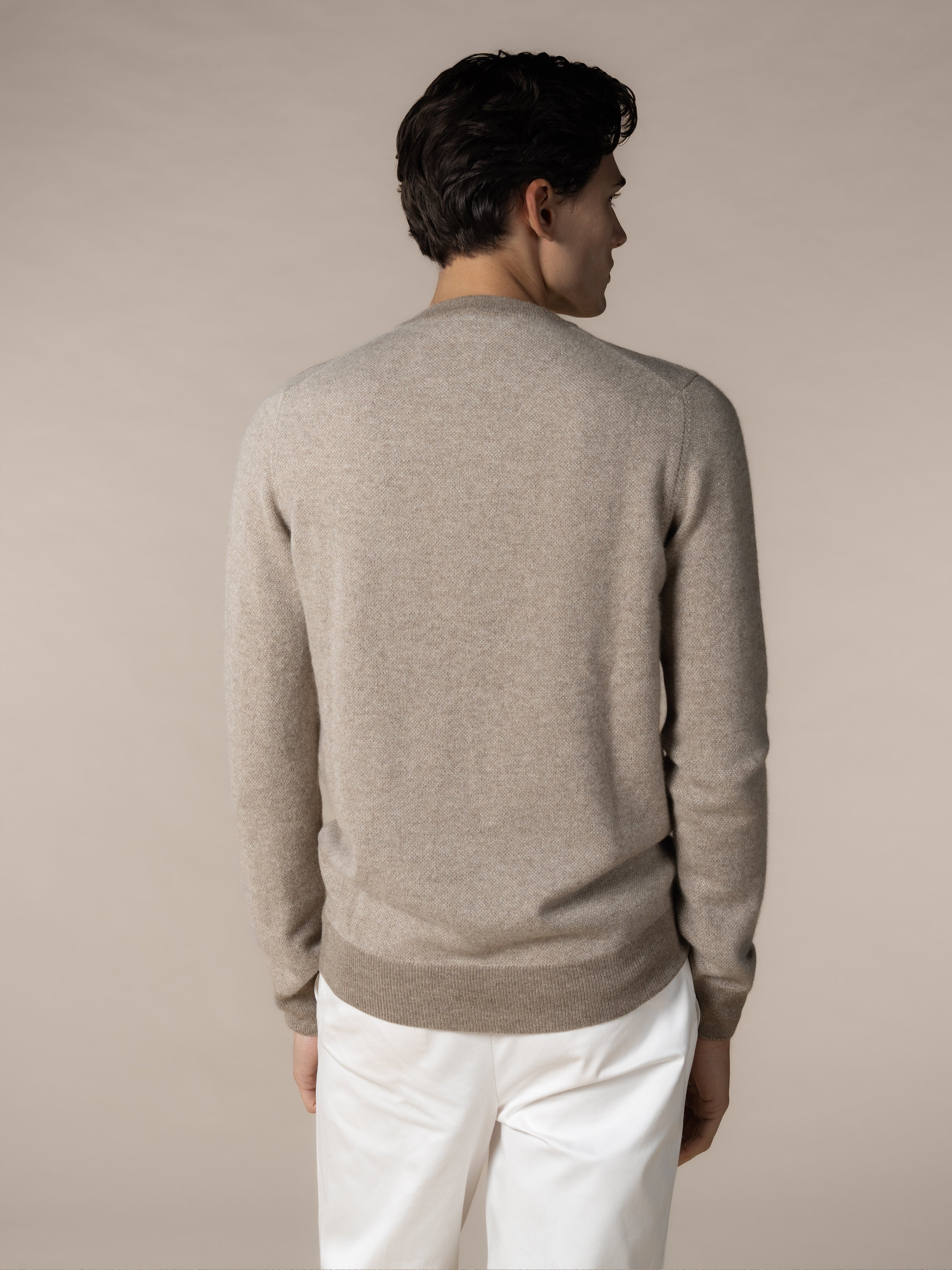 Greige Jaquard Crew - Image 4
