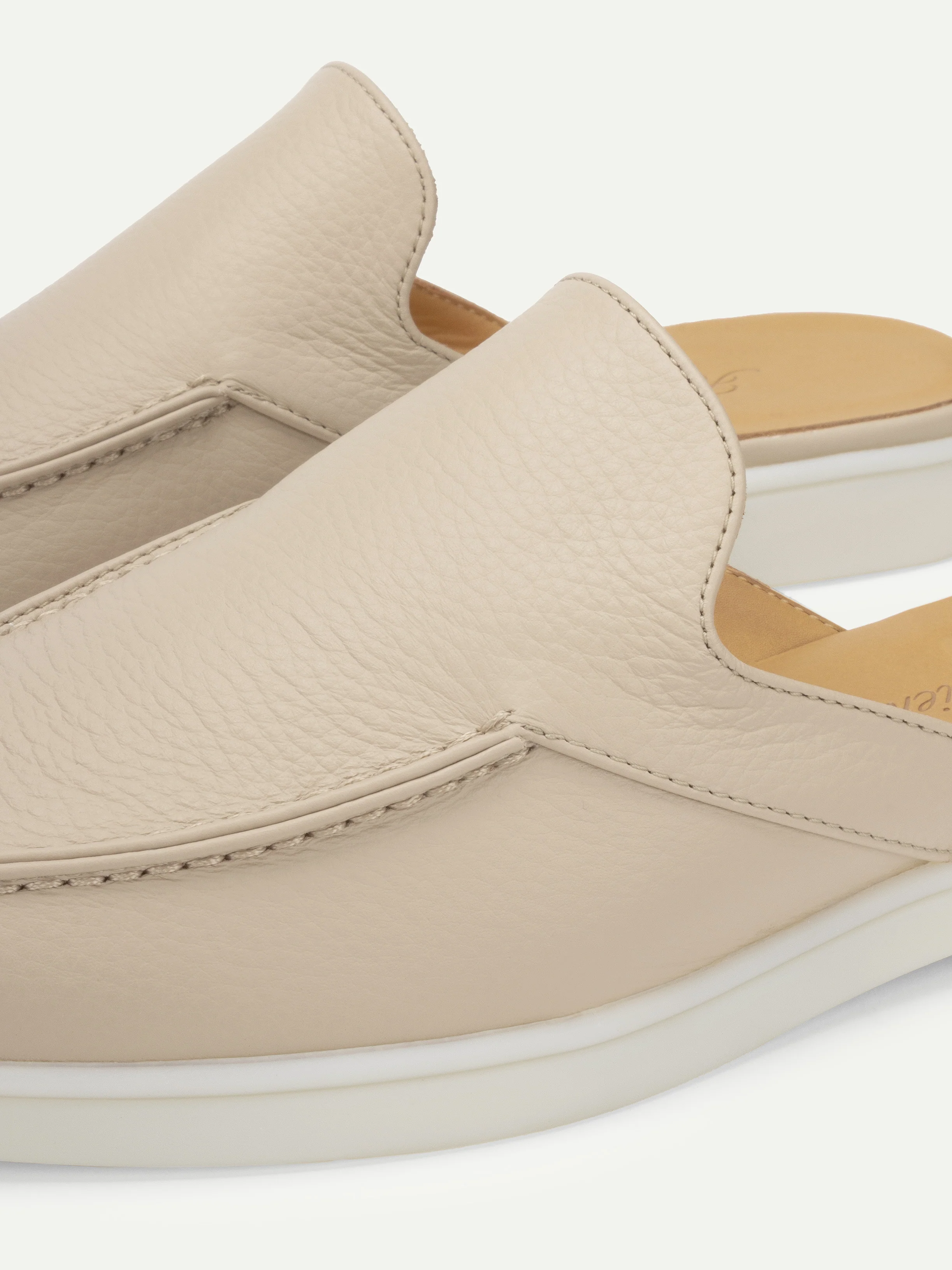 Lady Beige Grain Yacht Slipper - Image 3