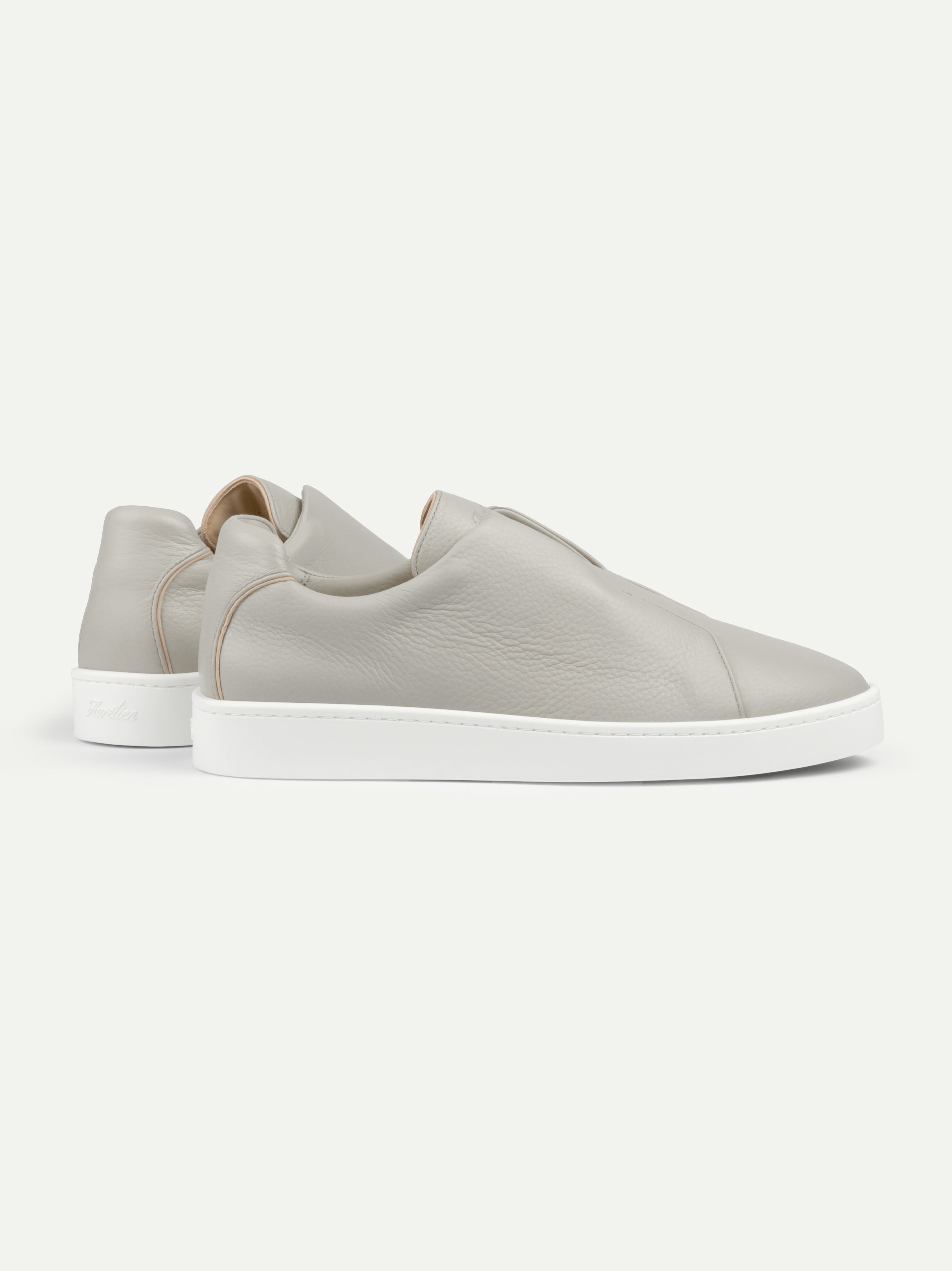 Light Grey Grain AUR3 Sneaker - Image 5