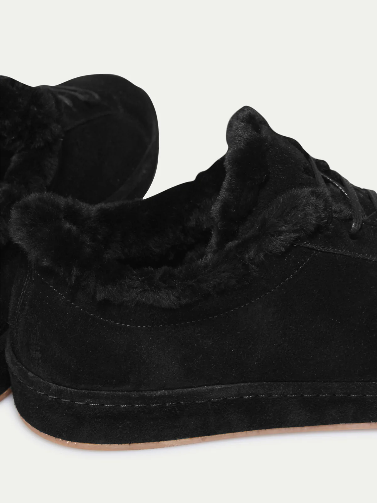 Shearling-lined Black Voyager Sneaker - Image 3