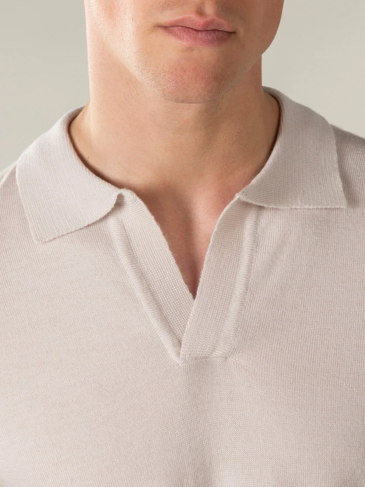 Shortsleeve Buttonless Polo Ecru - Image 3