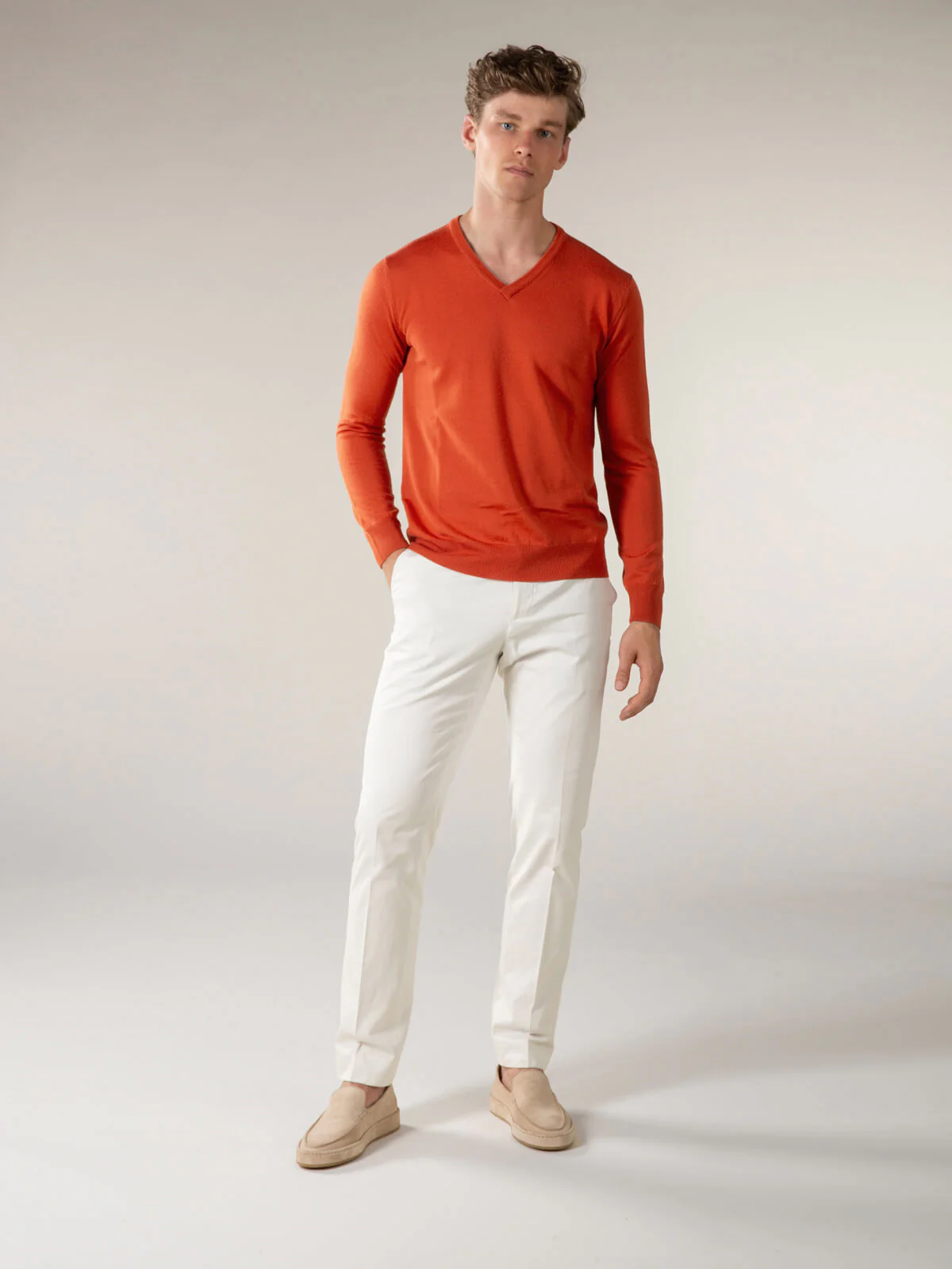 Extrafine Merino V-Neck Orange - Image 6